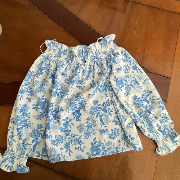 Tuckernuck Tops - Tuckernuck Blouse